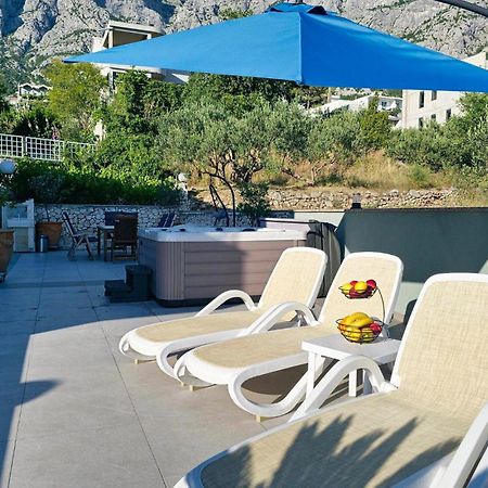 1 Bedroom Stunning Apartment In Makarska Buitenkant foto